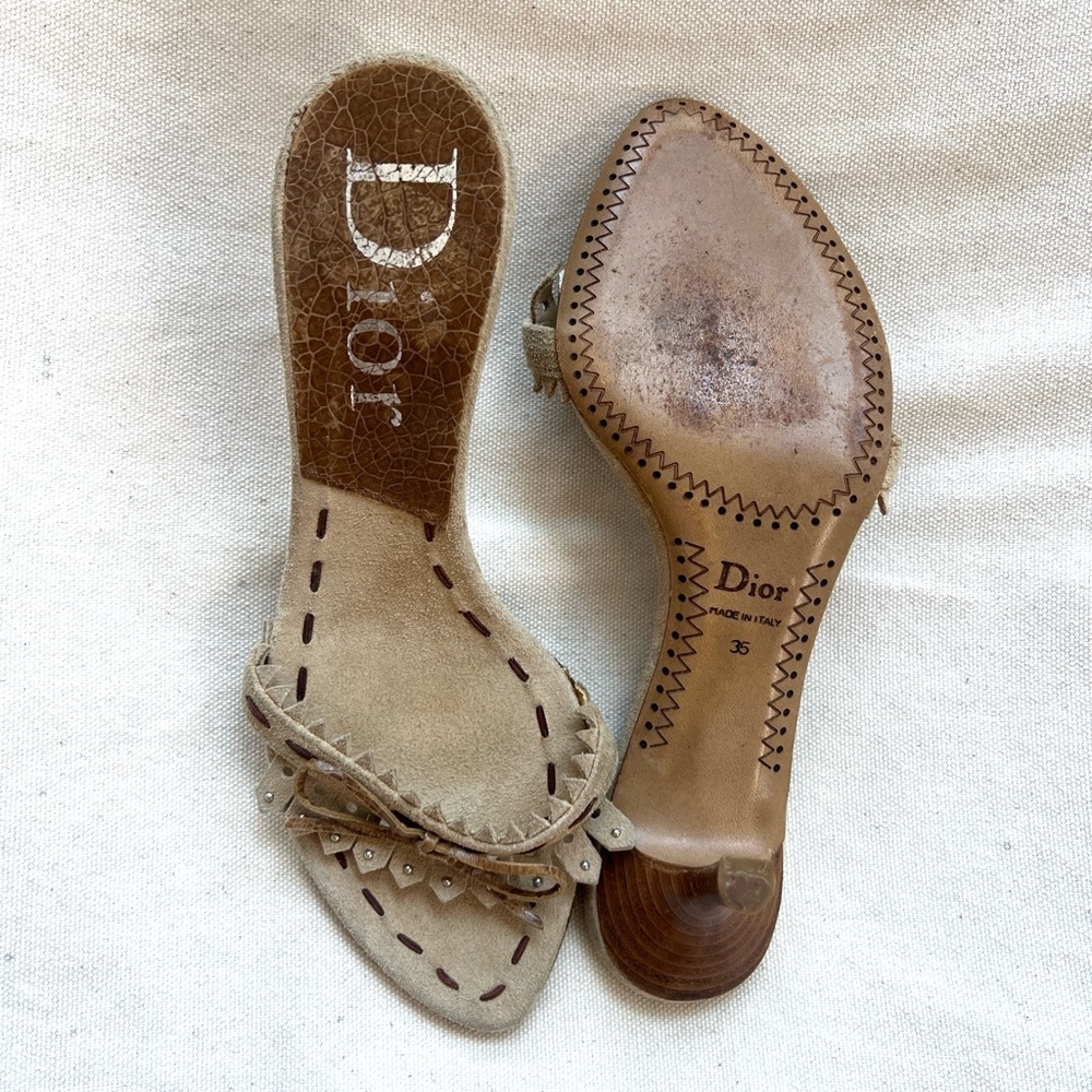 SOLD!!!
Vintage Dior Beige Suede Slip-On Sandals - Picture 5 of 6
